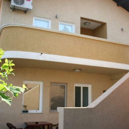 Apartments Emerald Ulcinj Exteriör bild